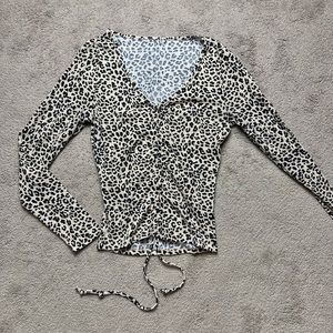 Liv & Lottie long sleeve leopard print top